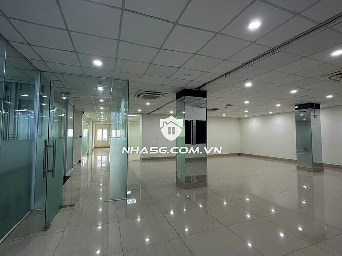 Bán nhà mặt tiền Phạm Văn Đồng 14